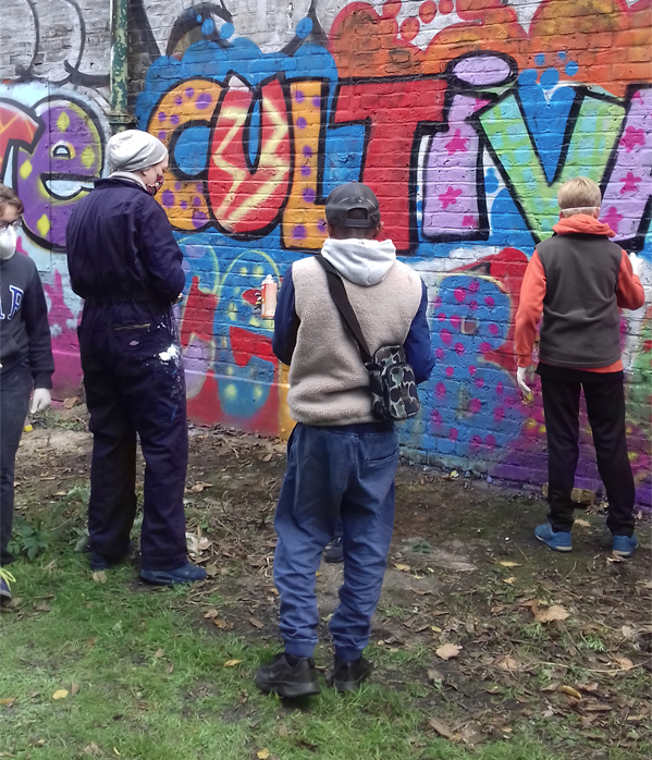 Clitterhouse Farm community spray paint mural workshop London